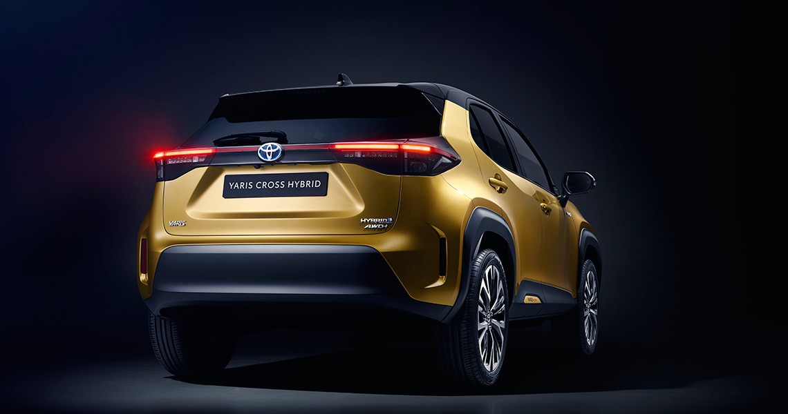 TOYOTA-YARIS-CROSS